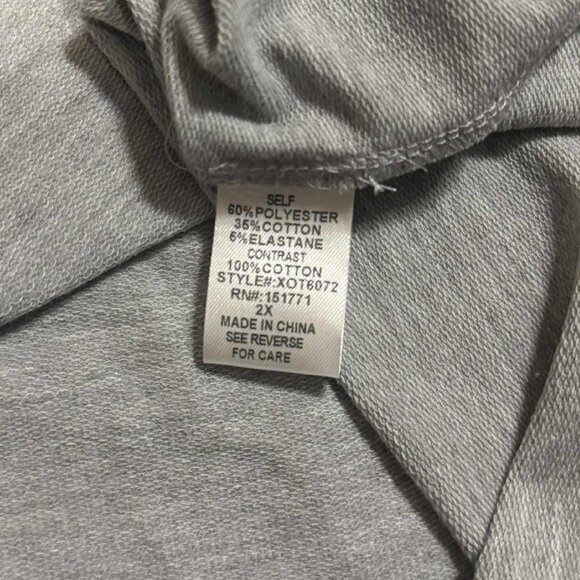 Cozy Boho Eyelet Bell Sleeve Top Gray Long Sleeve Blouse Size 2X Plus Feminine - Picture 4 of 6